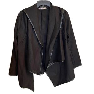 Jeykay Cape Coat SZ M 🌸🌸